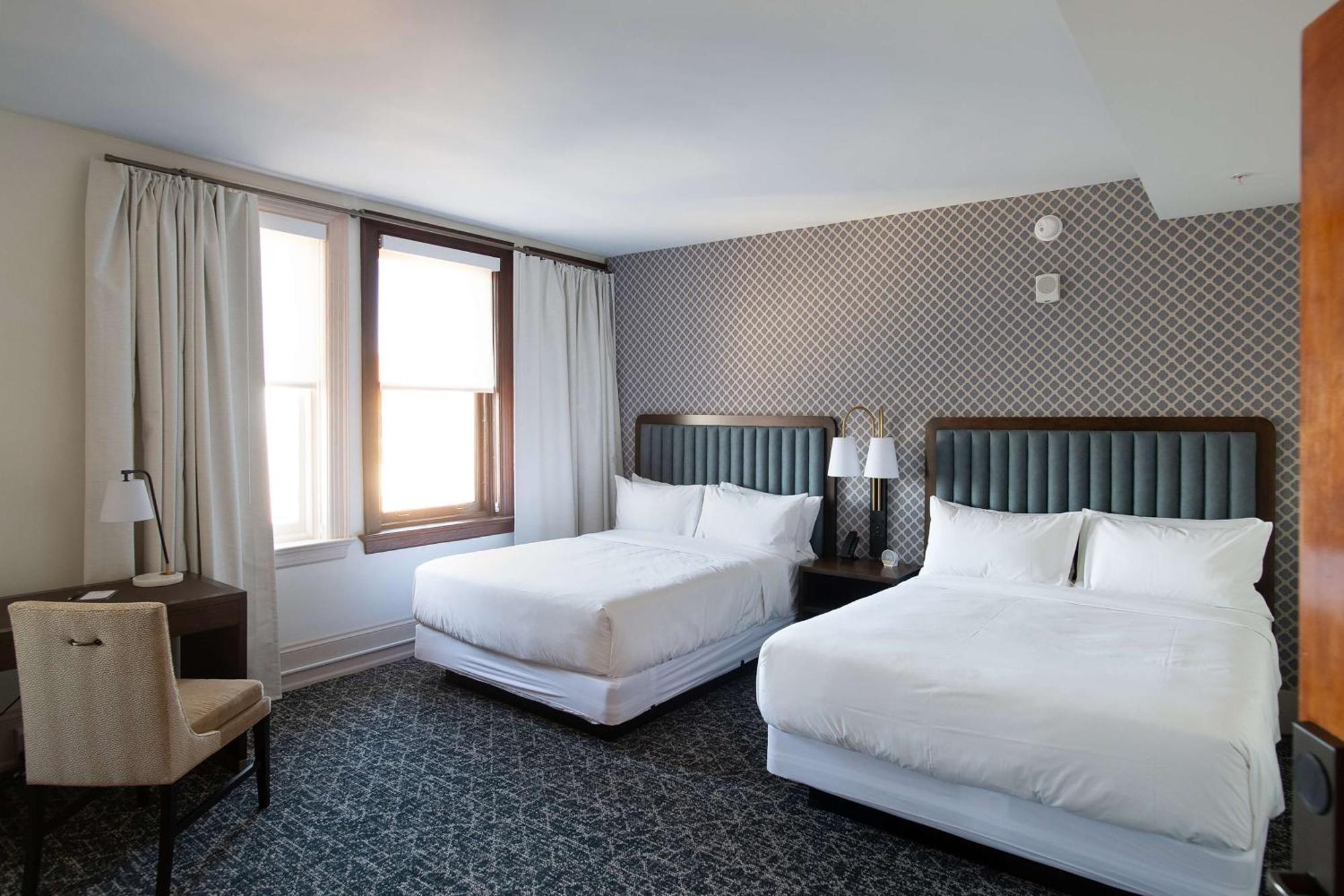 Hotel Petersburg, Tapestry Collection By Hilton Екстериор снимка