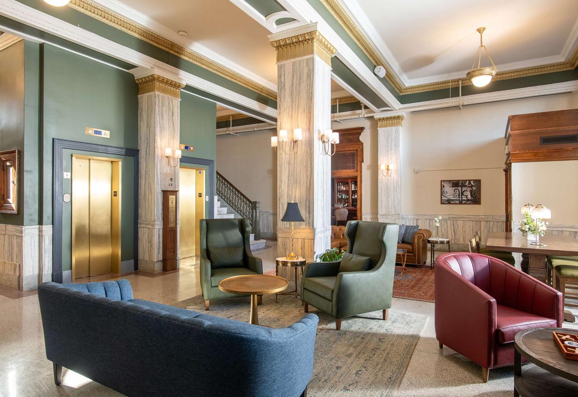 Hotel Petersburg, Tapestry Collection By Hilton Екстериор снимка
